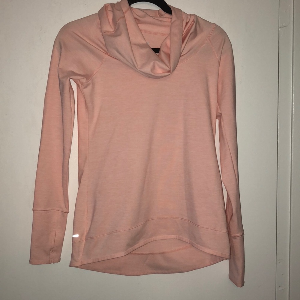 Reebok light long sleeve top! Size S 💜